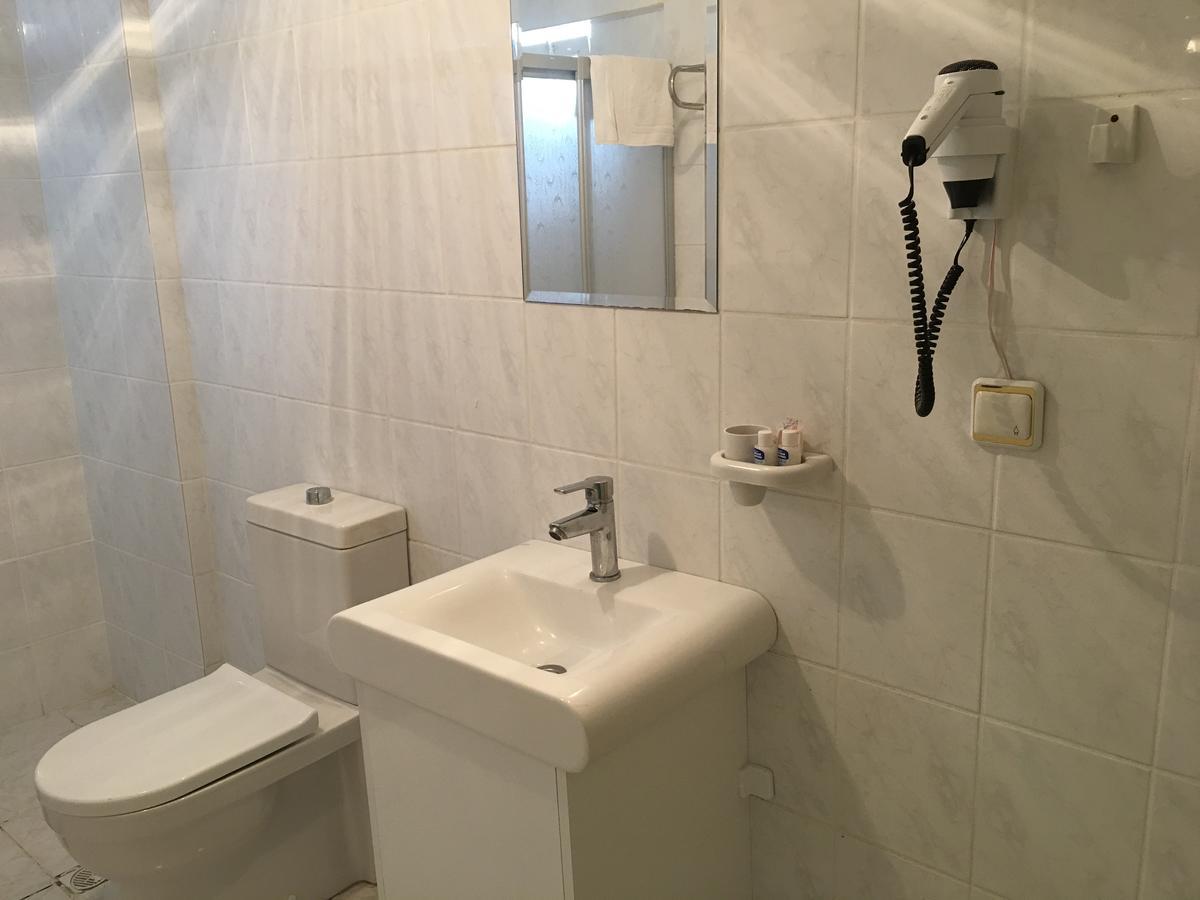 Efsanem Hotel Айвалык Экстерьер фото